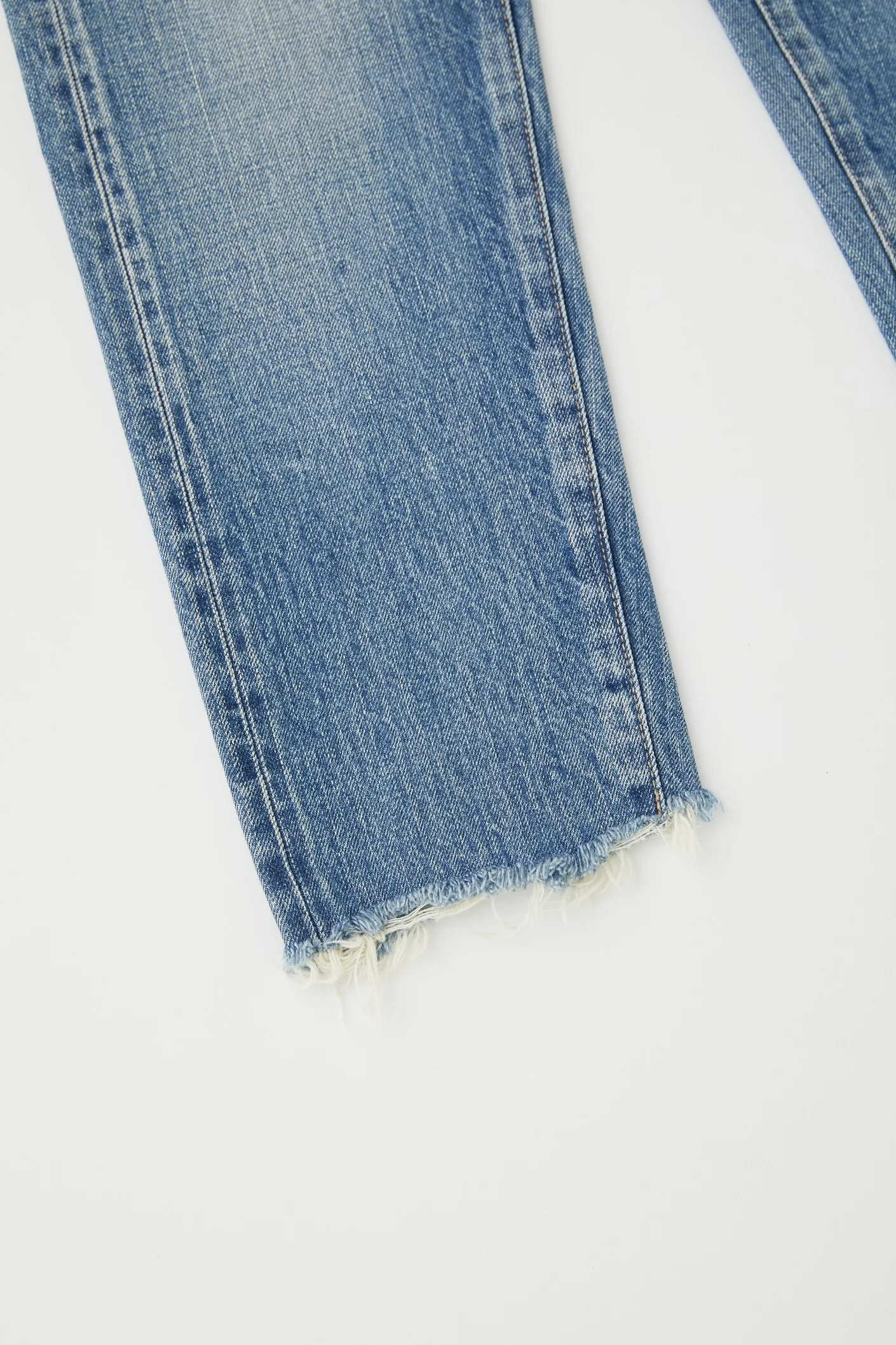 TAPERED - Banksville - Image 15