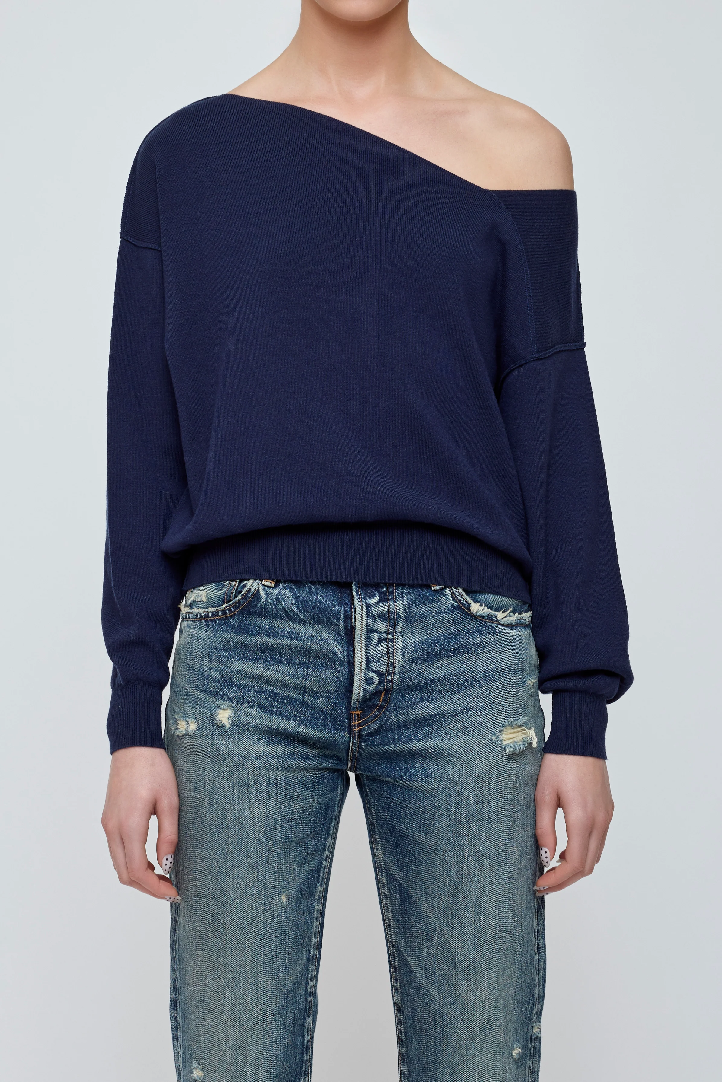 ASYMMETRY KNIT TOP
