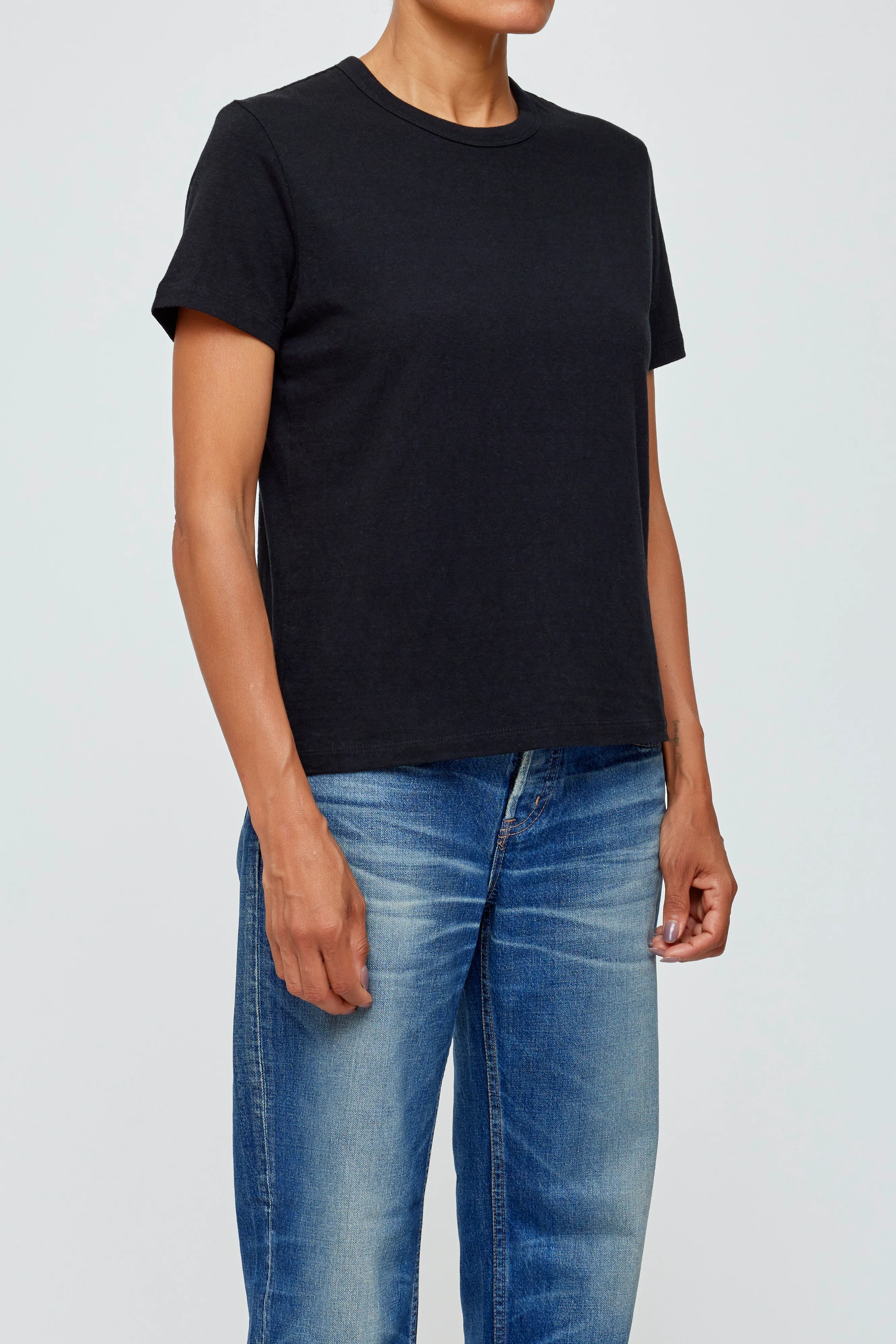 BASIC TEE - JS - Image 4