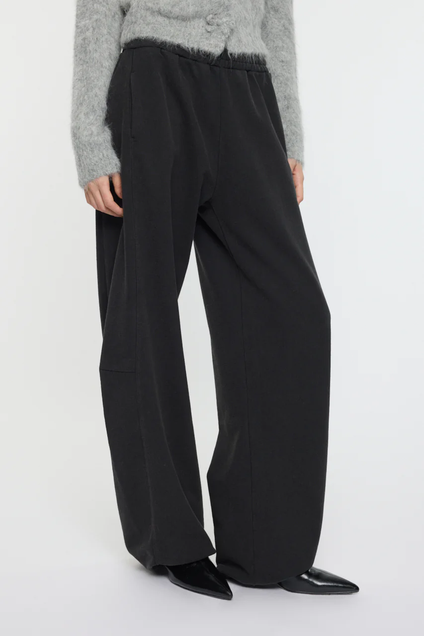 CURVE LINE SWEAT PANTS - JS - Image 3