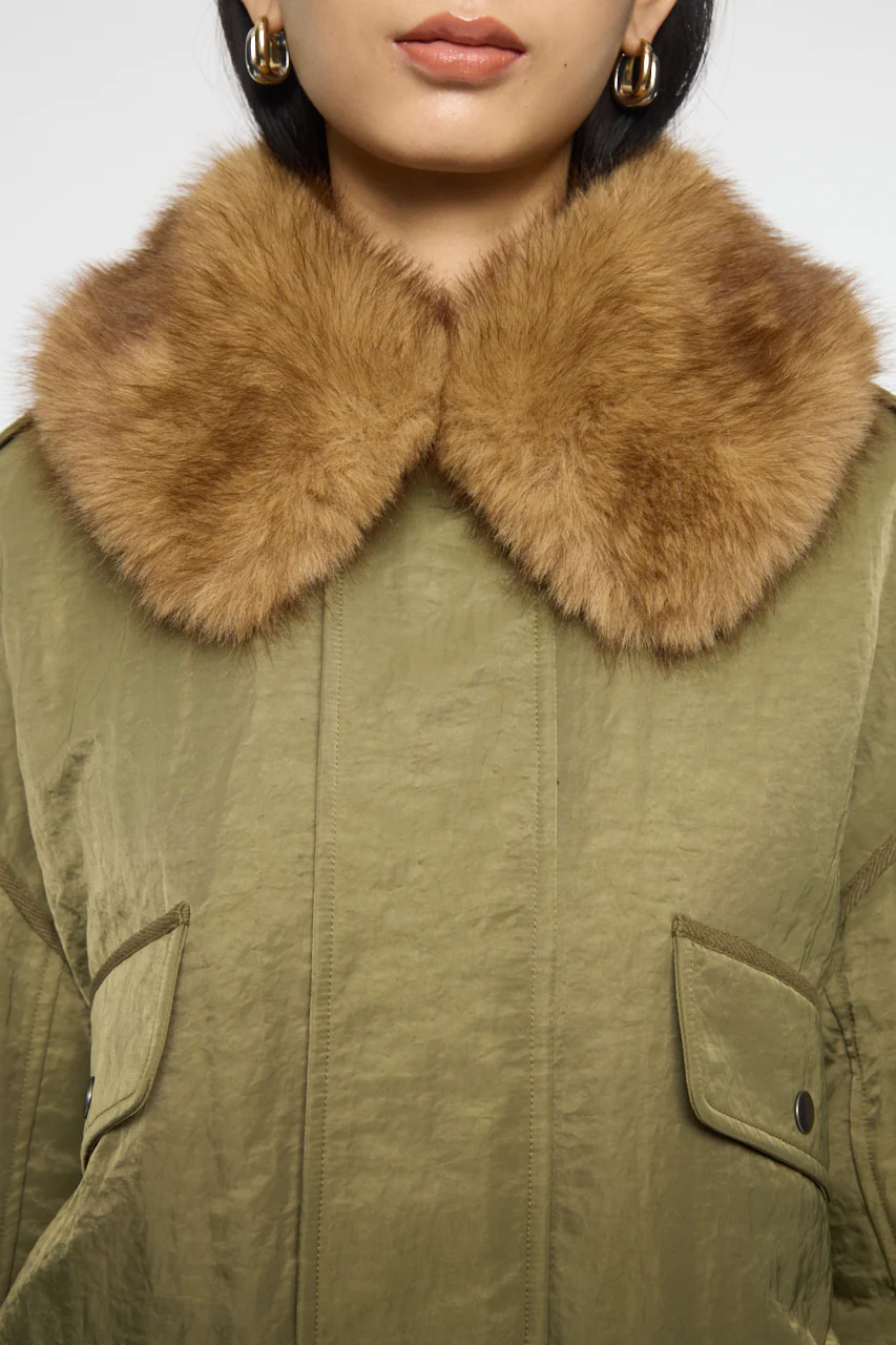 F/FUR COLLAR CROP BLOUSON - Image 6