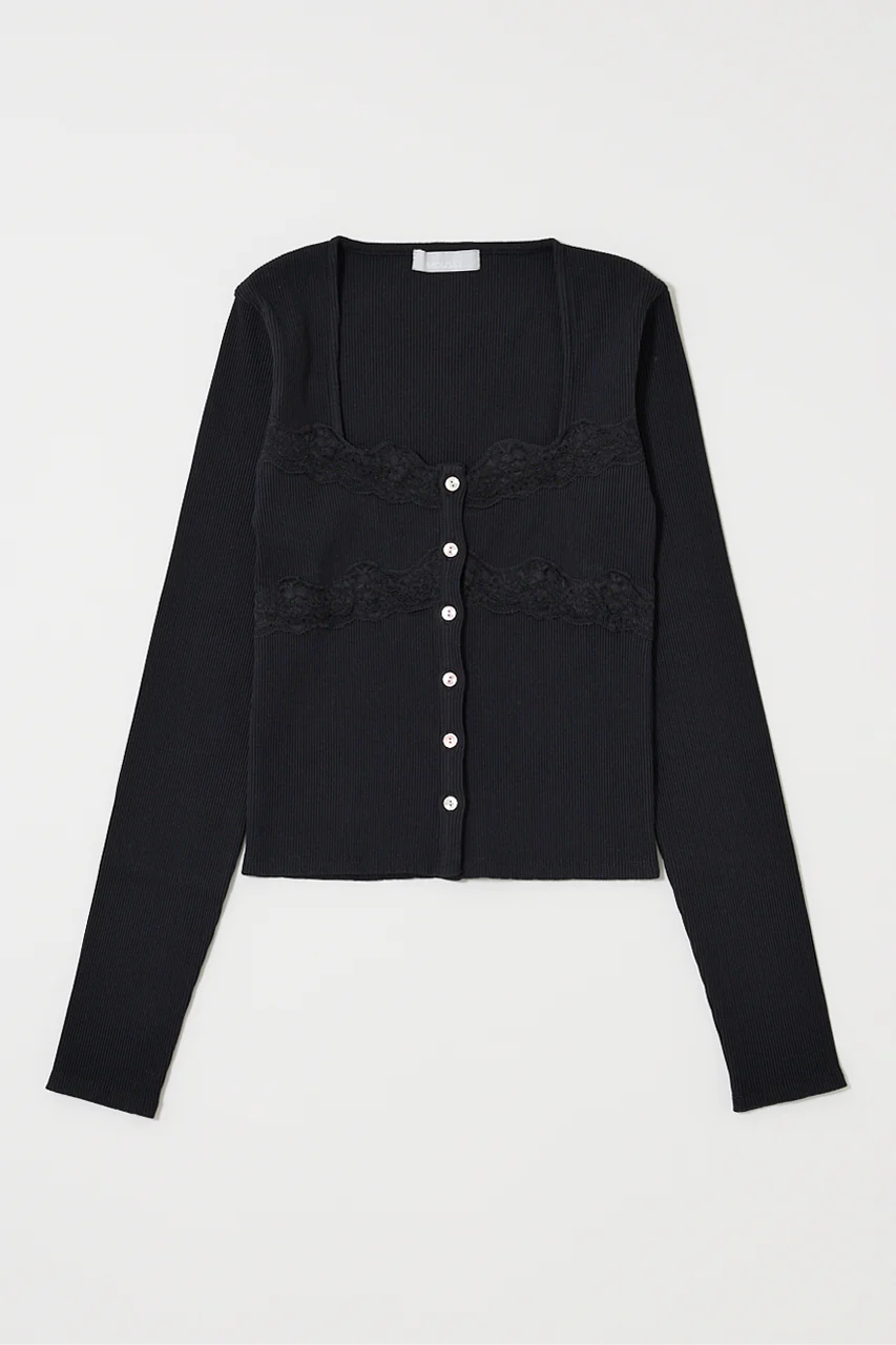 FRONT BUTTON LACY LONG SLEEVE TOP