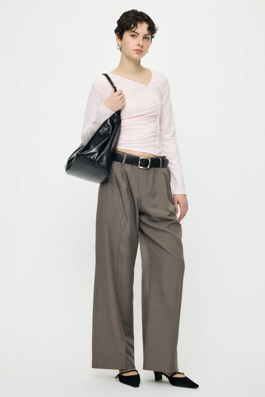 FRONT GATHER DOCKING LONG SLEEVE TOP - Image 7