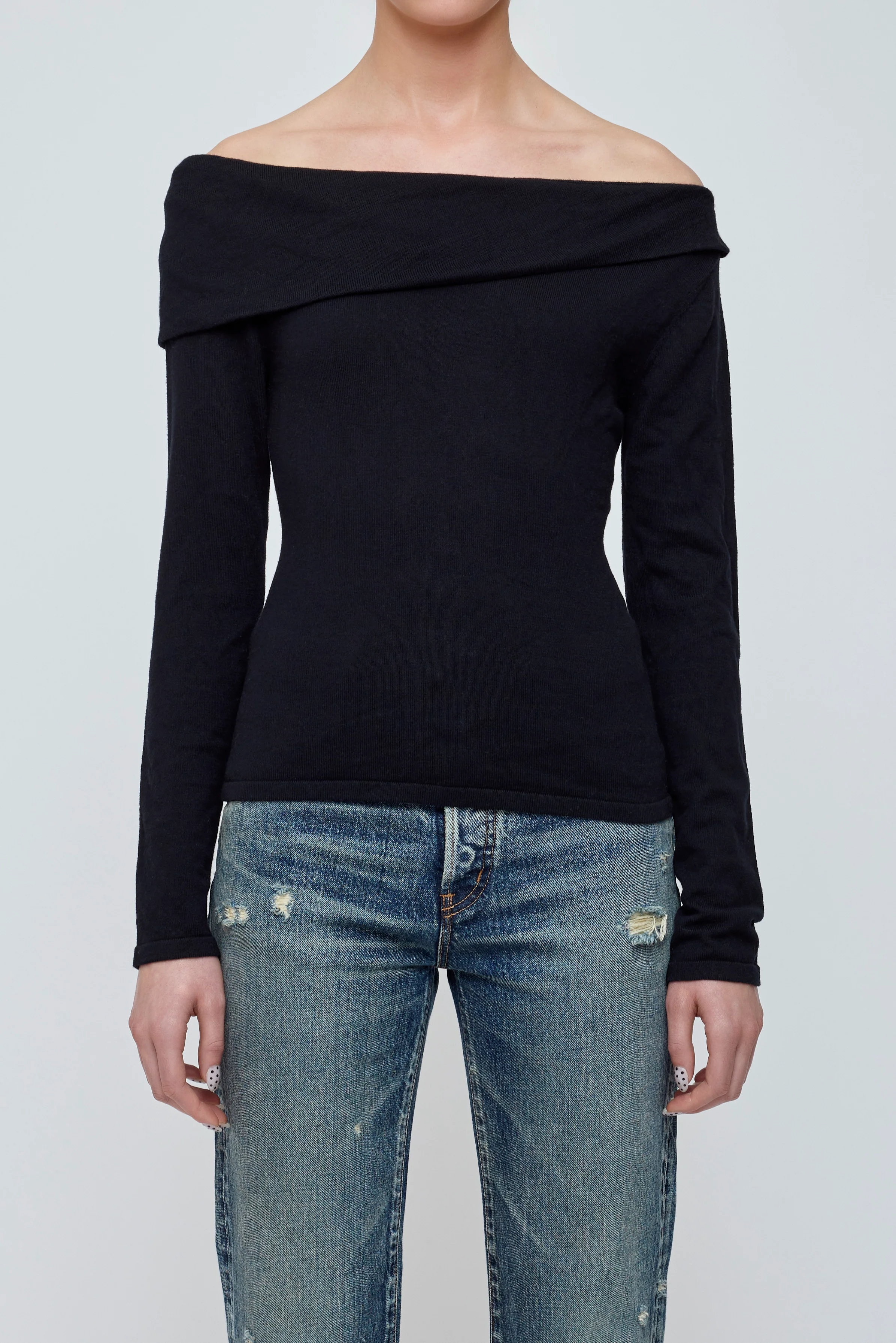 OFF SHOULDER LONG SLEEVE