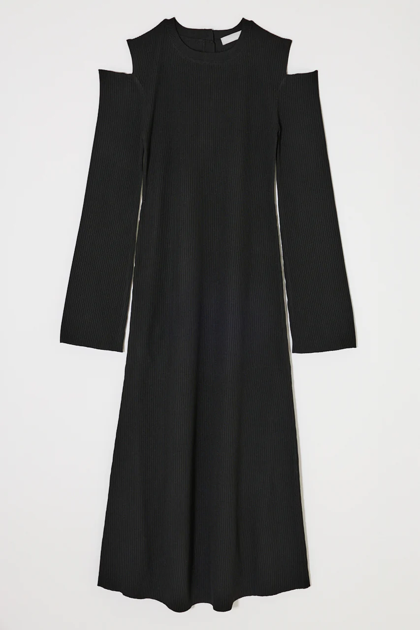 OPEN SHOULDER KNIT DRESS