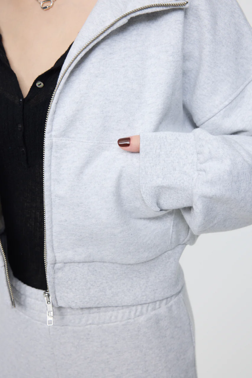 SHORT ZIP UP HOODIE - Image 7