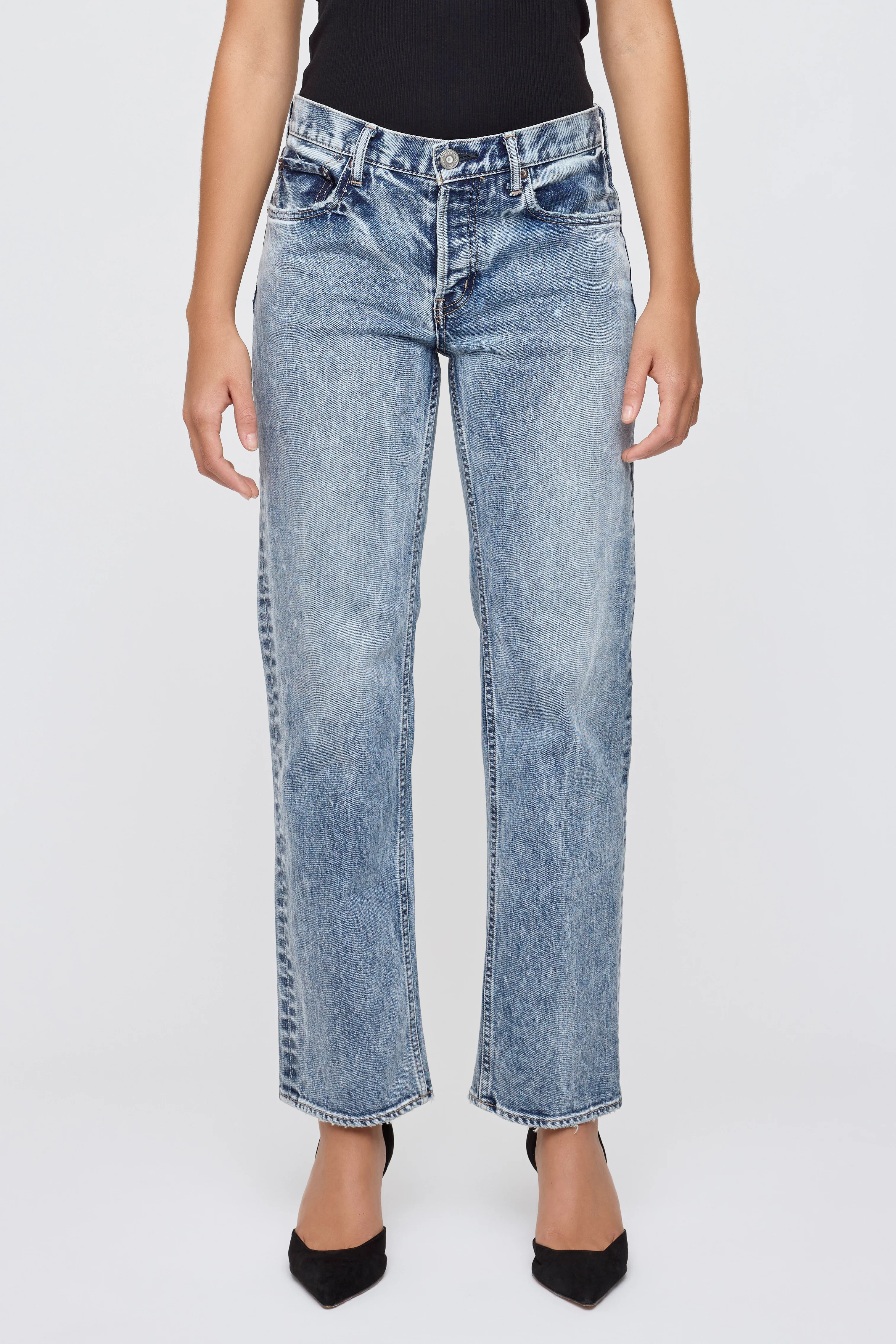 WELLESLEY STRAIGHT-LOW